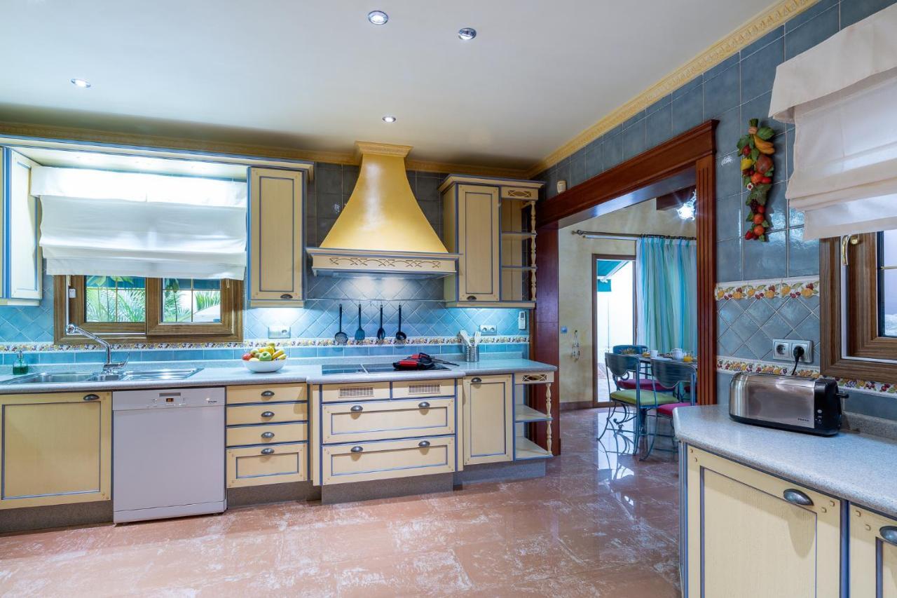 Villa Dalara Maspalomas, Private Pool And Jacuzzi ماسبالوماس المظهر الخارجي الصورة